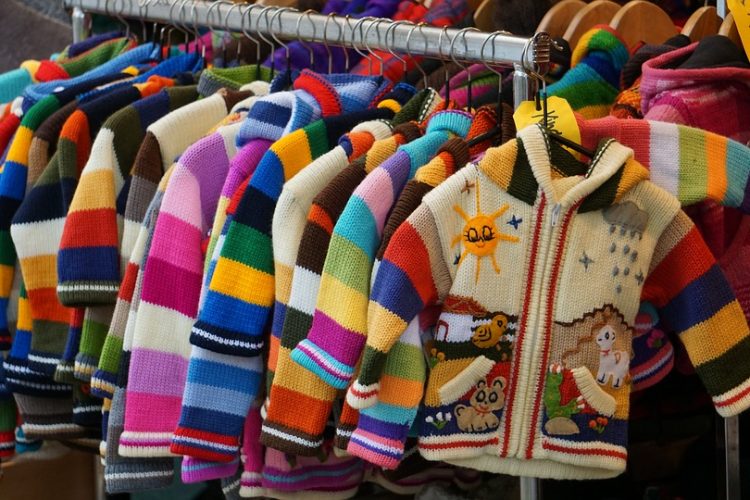 Marque de vêtements pour enfants : Cyrillus, Catimini ou Jacadi ?