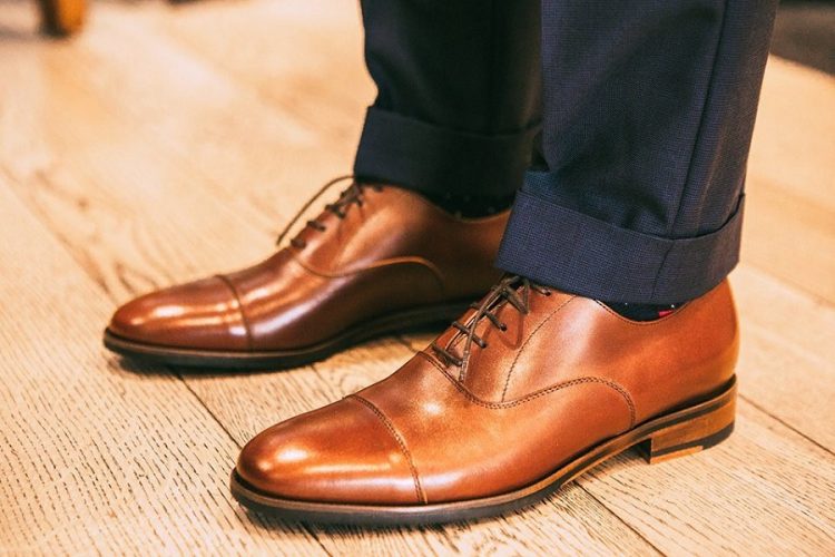 Homme : comment porter des chaussures richelieu avec style ?